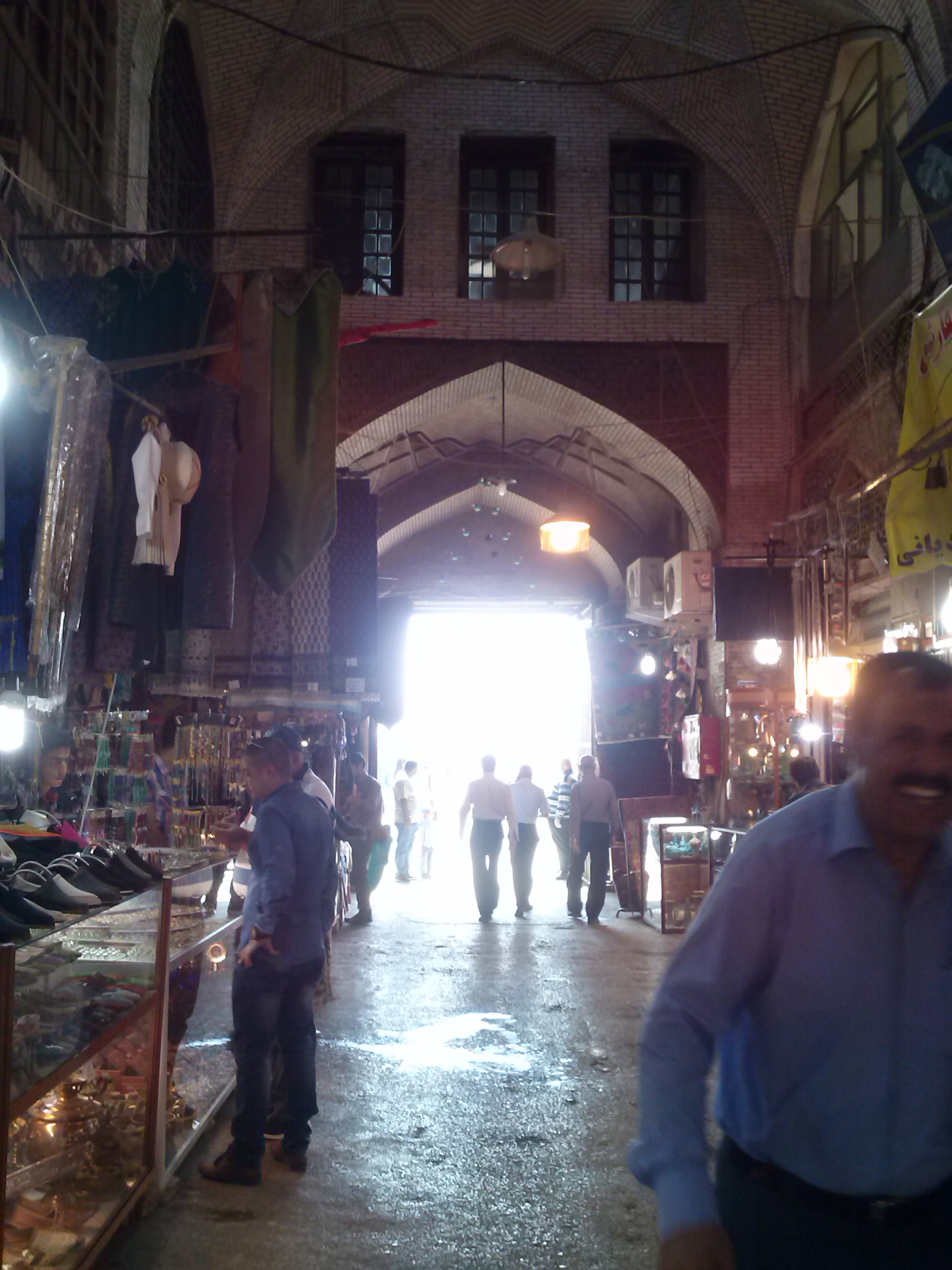 Ausgang des Bazars hin zum safavidischen Meydân